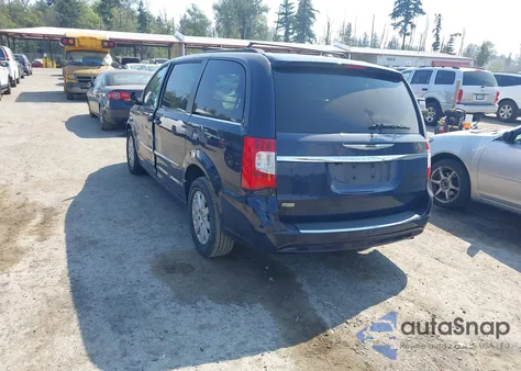 2015 Chrysler Town & Country Touring from USA, damaged, VIN 2C4RC1BG4FR655047